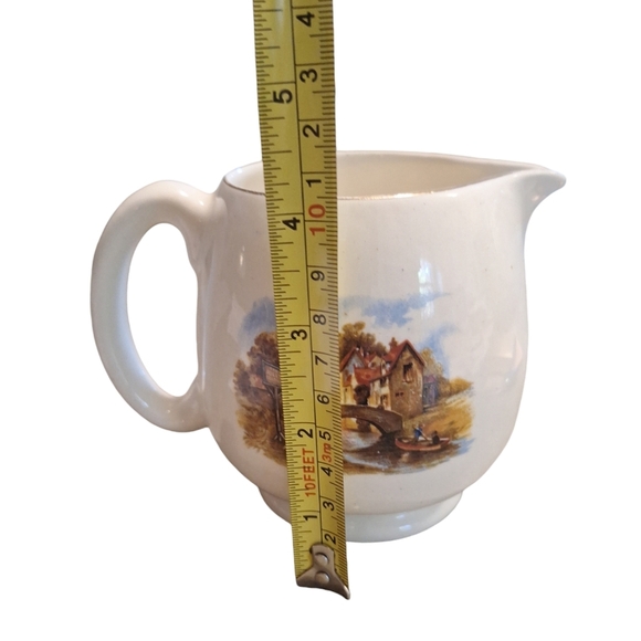 Vintage Lancaster & Sandland Creamer - Picture 5 of 6